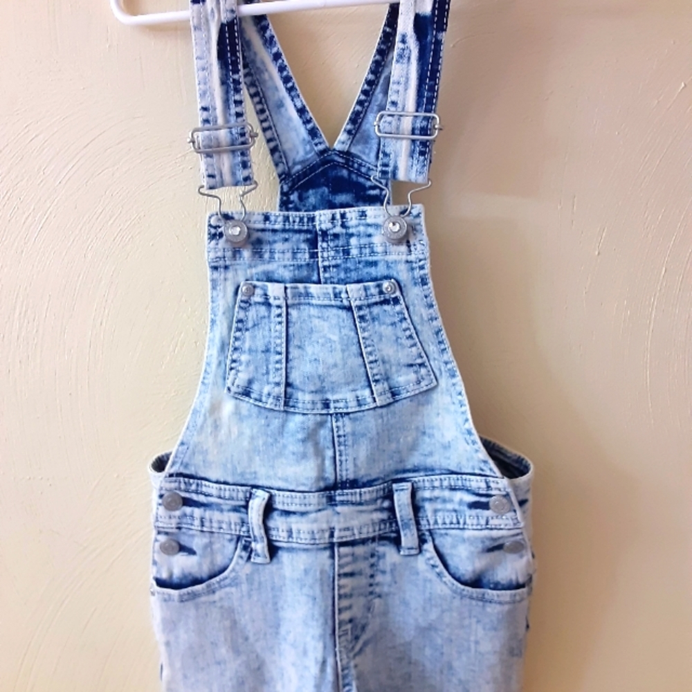 Jordache denim overall (shorts), girls size 6/6x